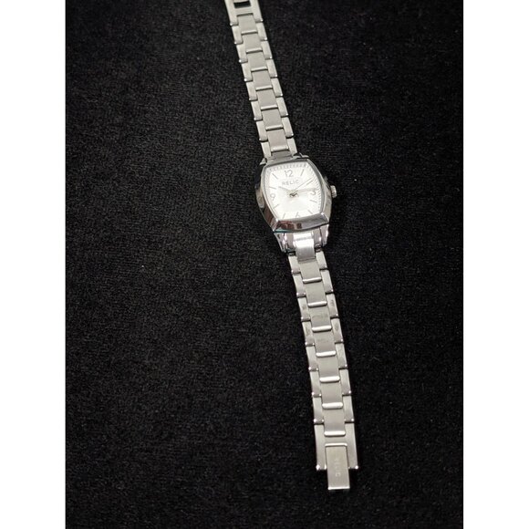 Relic Womens Silver Stainless Steel Watch Quartz Analog 5.5 in Wrist - Picture 3 of 10